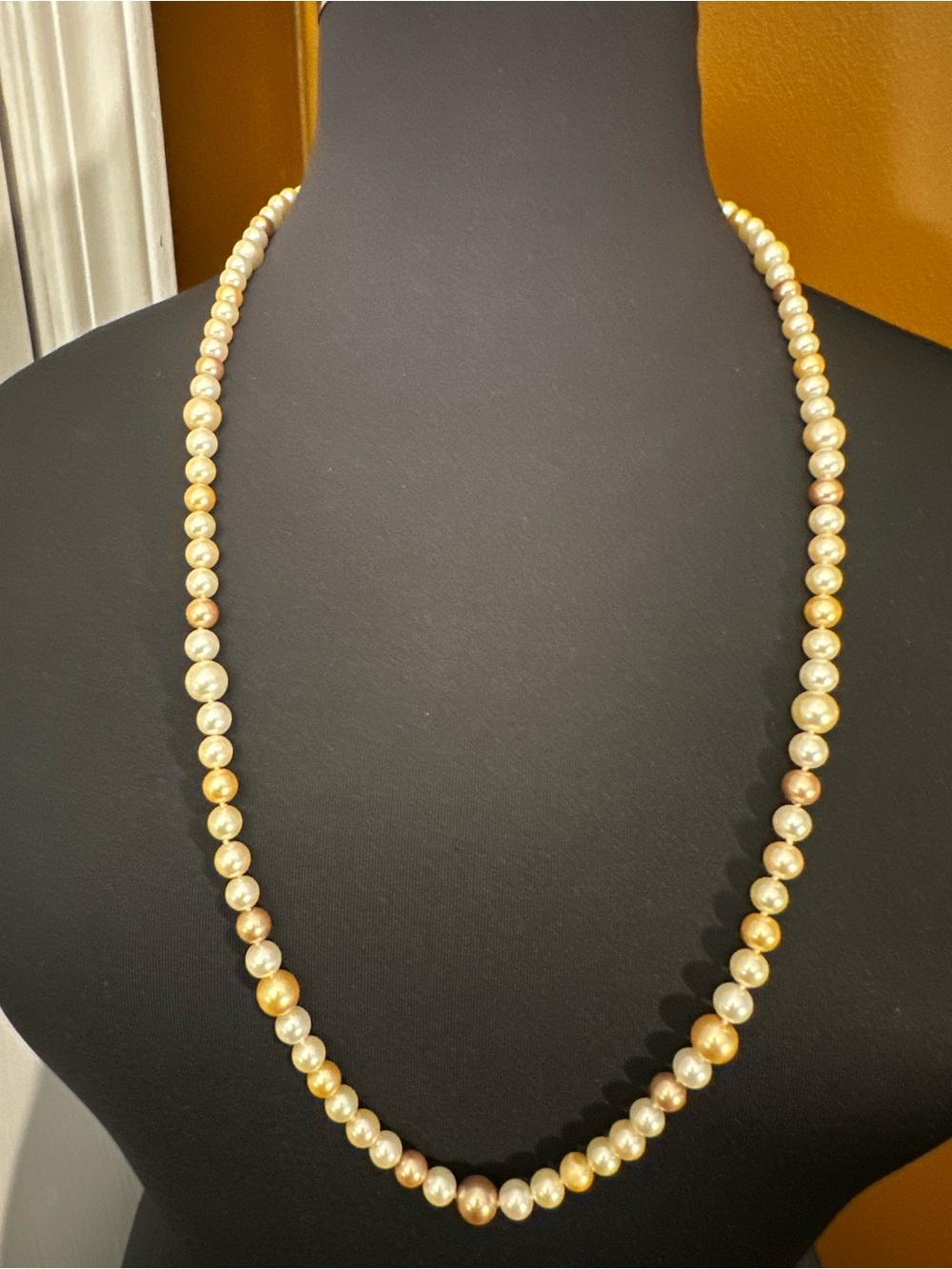 Classic Cookie Lee Multi-Tone Pearl Necklace - Cream & Gold